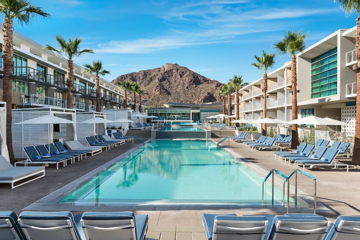 Mountain Shadows Resort in Arizona pairs in-room Reiki with sound baths and cooking classes