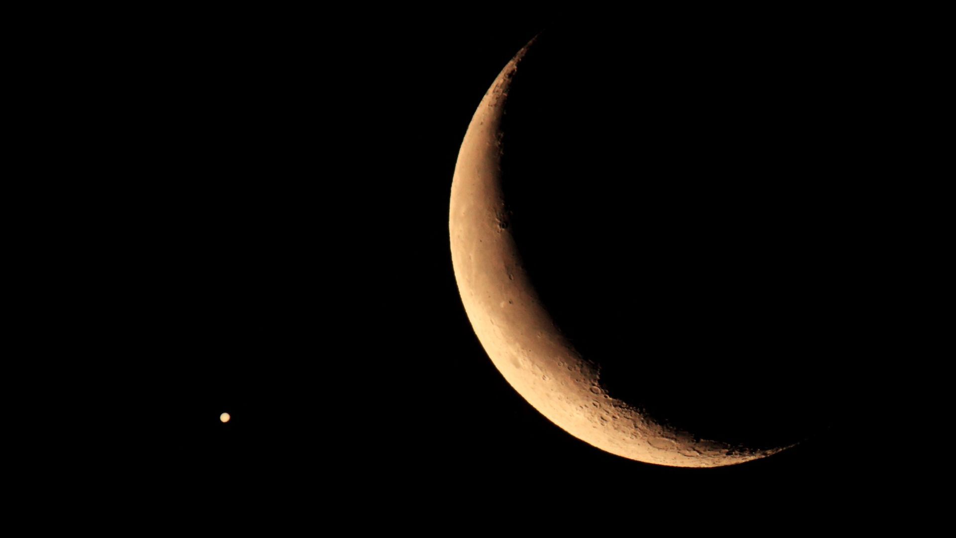 Jupiter vanished behind the moon on October 6 in the best North American occultation since 2004