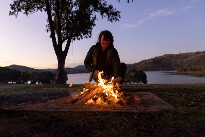 campfire at Grabine Lakeside