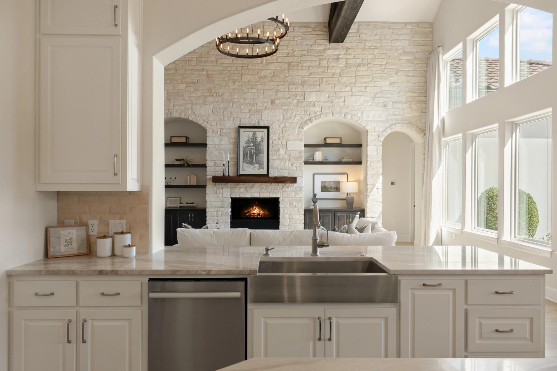 Elite-Austin-Home-Staging-Concierge-Funishing-Texas-Bellancia-Kitchen-2