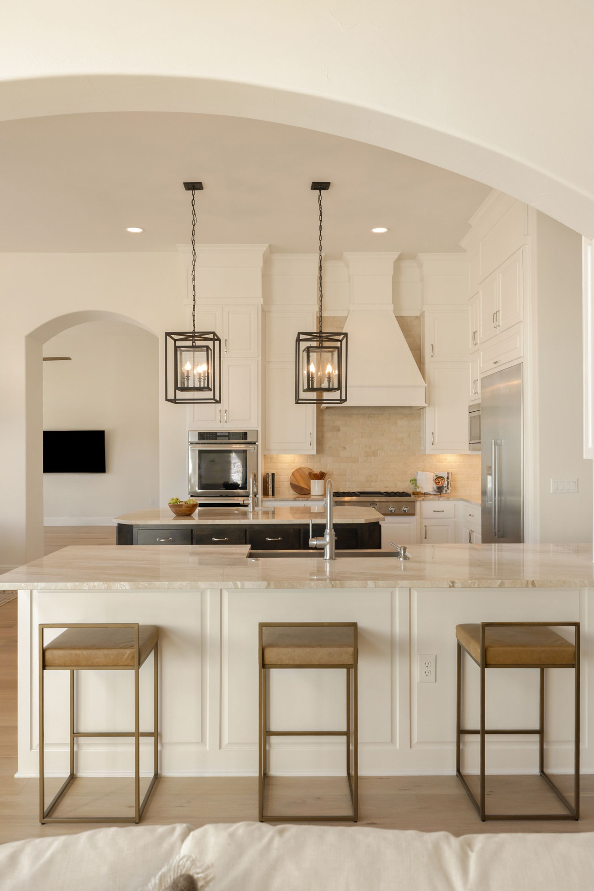 Elite-Austin-Home-Staging-Concierge-Funishing-Texas-Bellancia-Kitchen-10