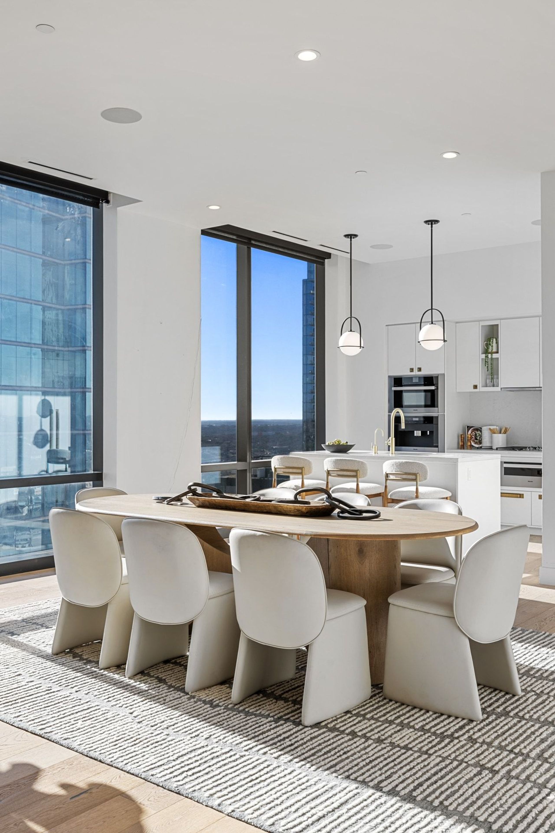 Elite-Austin-Home-Staging-Concierge-Funishing-Texas-70-Rainey-3203-image-4