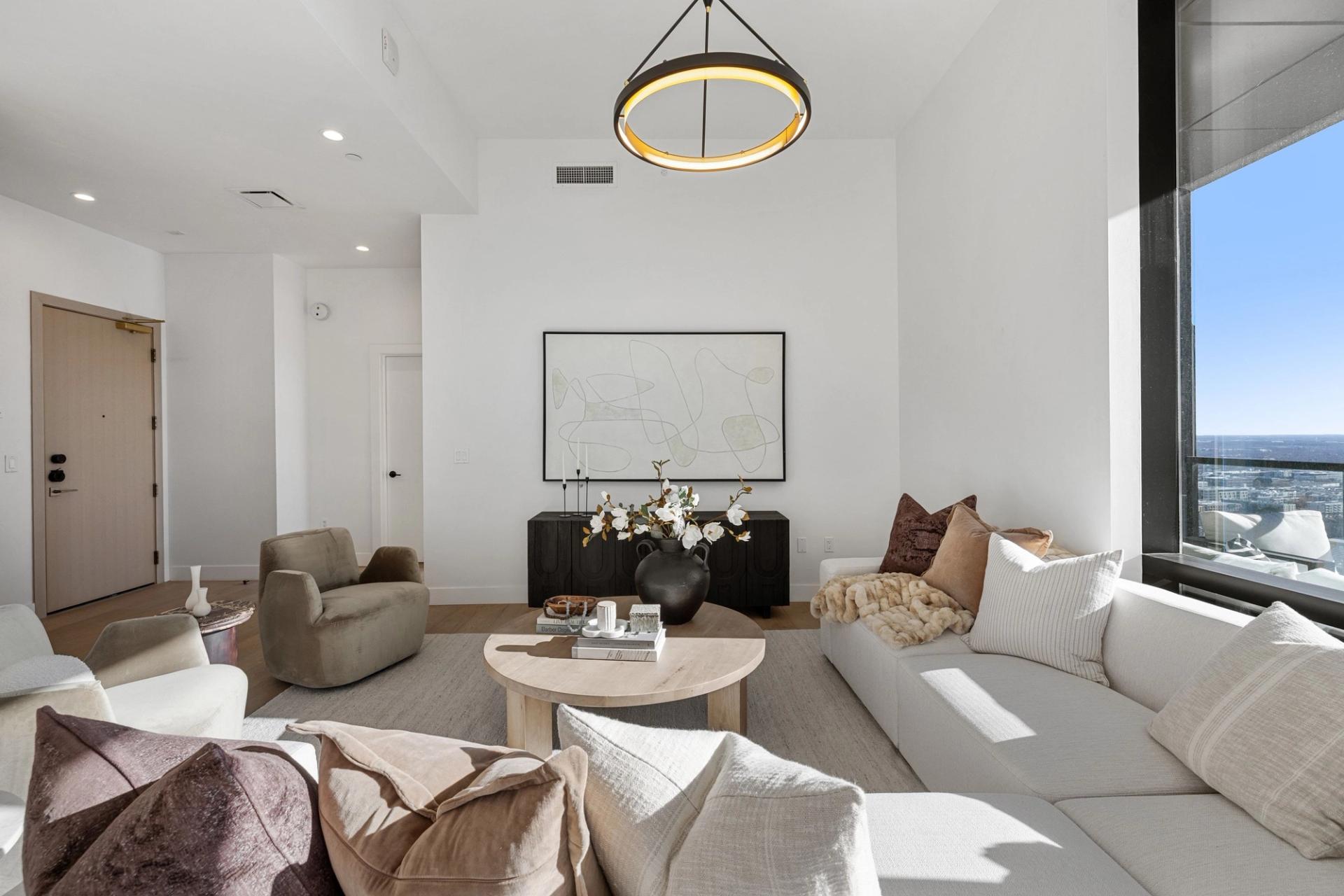 Elite-Austin-Home-Staging-Concierge-Funishing-Texas-70-Rainey-3203-image-2