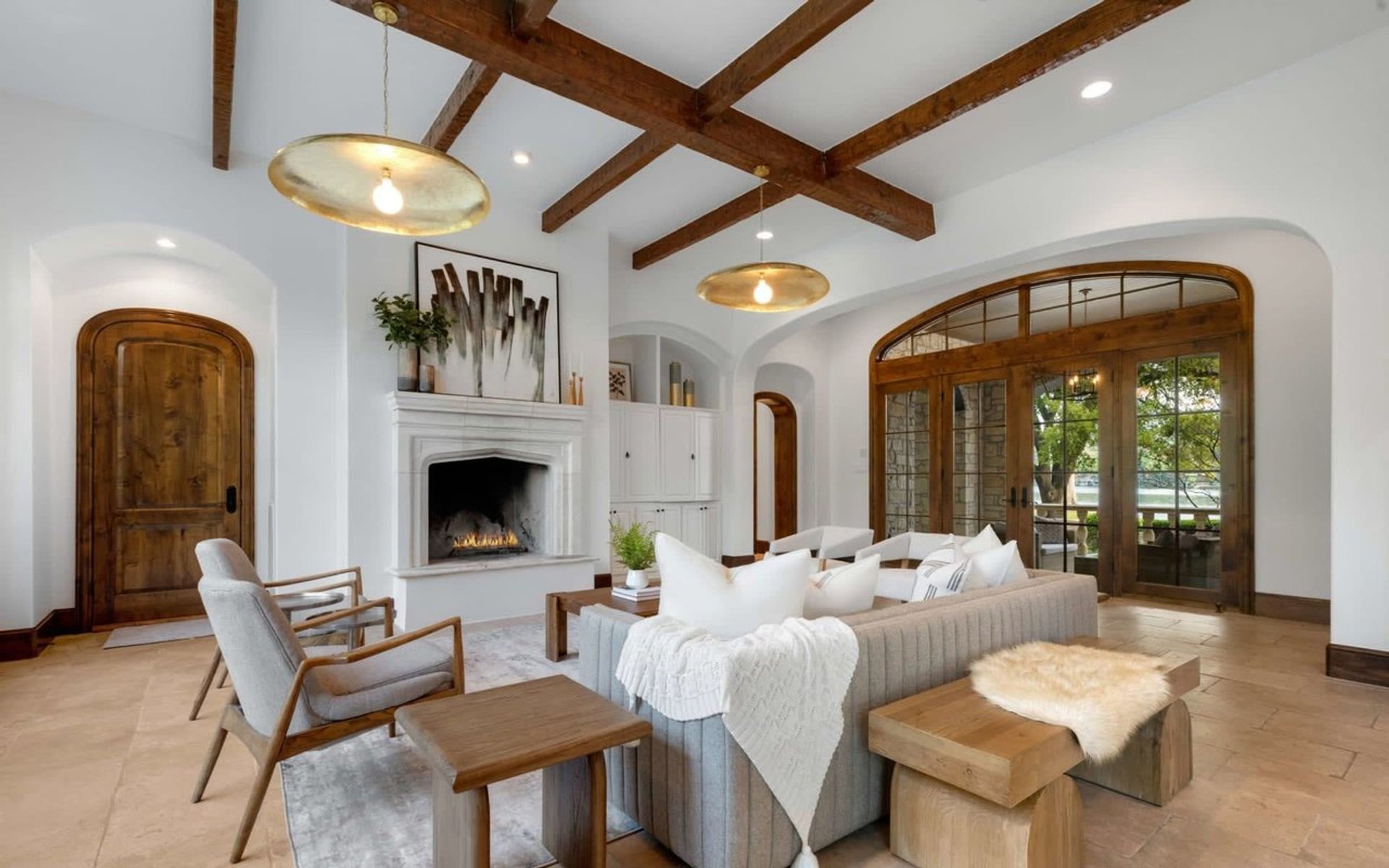 Elite Staging: Boosting Home Sales with Buyer-Focused Design