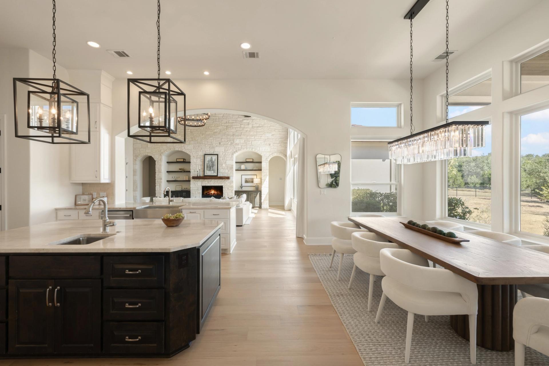 Elite-Austin-Home-Staging-Concierge-Funishing-Texas-Bellancia-Kitchen-4
