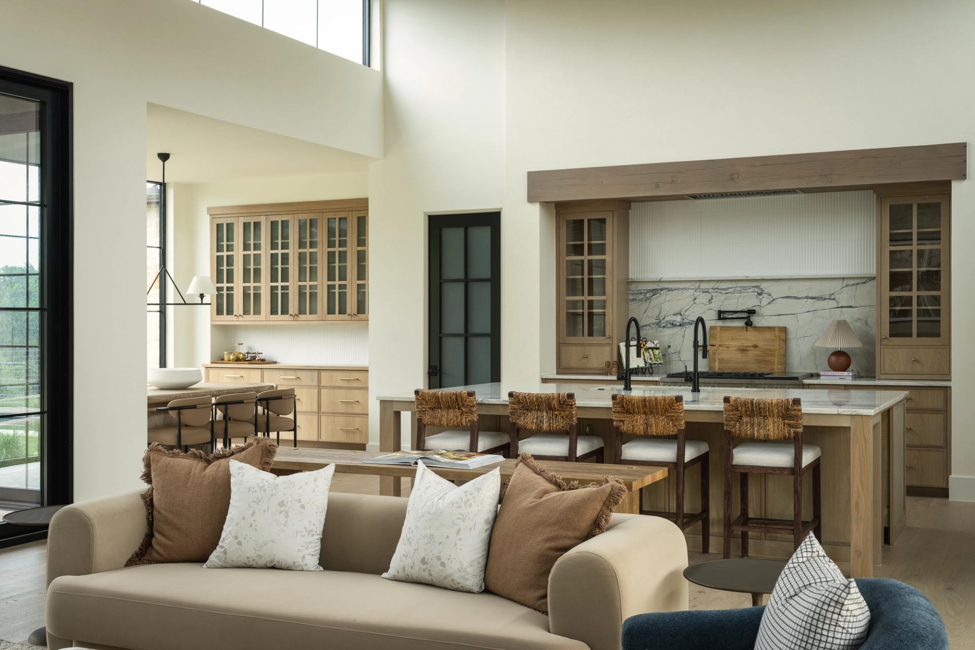 Elite-Austin-Home-Staging-Concierge-Funishing-Texas-Westgate-Loop-Living-1