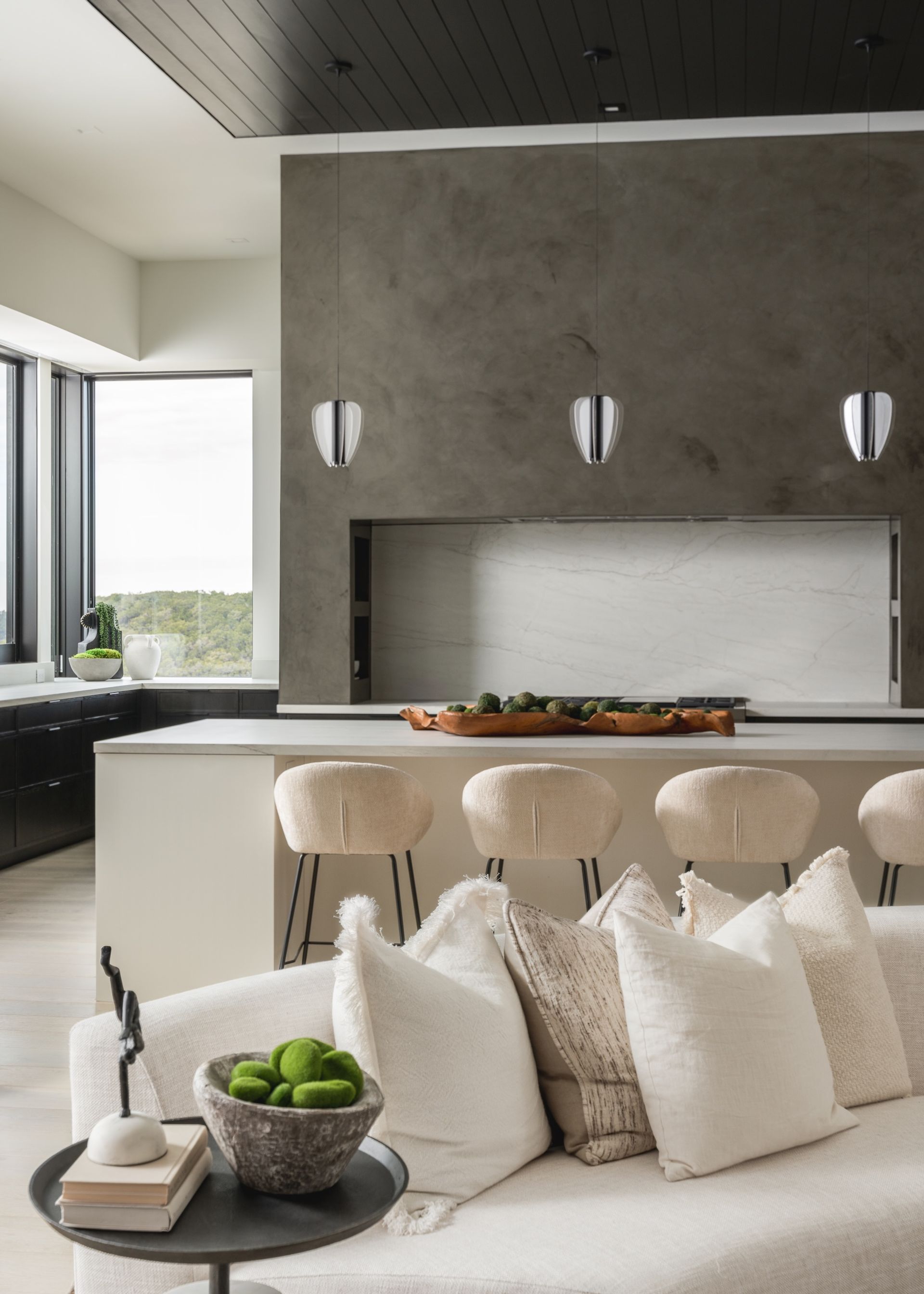Elite-Austin-Home-Staging-Luxury-Leasing-Texas-6809-Oasis-Pass-Kieran-Waterview-Open-Plan-Living-Kitchen-Detail