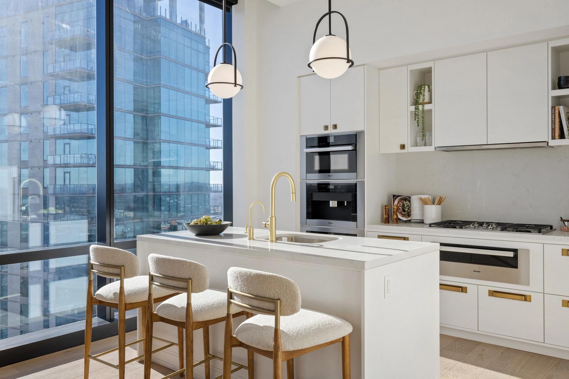 Elite-Austin-Home-Staging-Concierge-Funishing-Texas-70-Rainey-3203-image-3