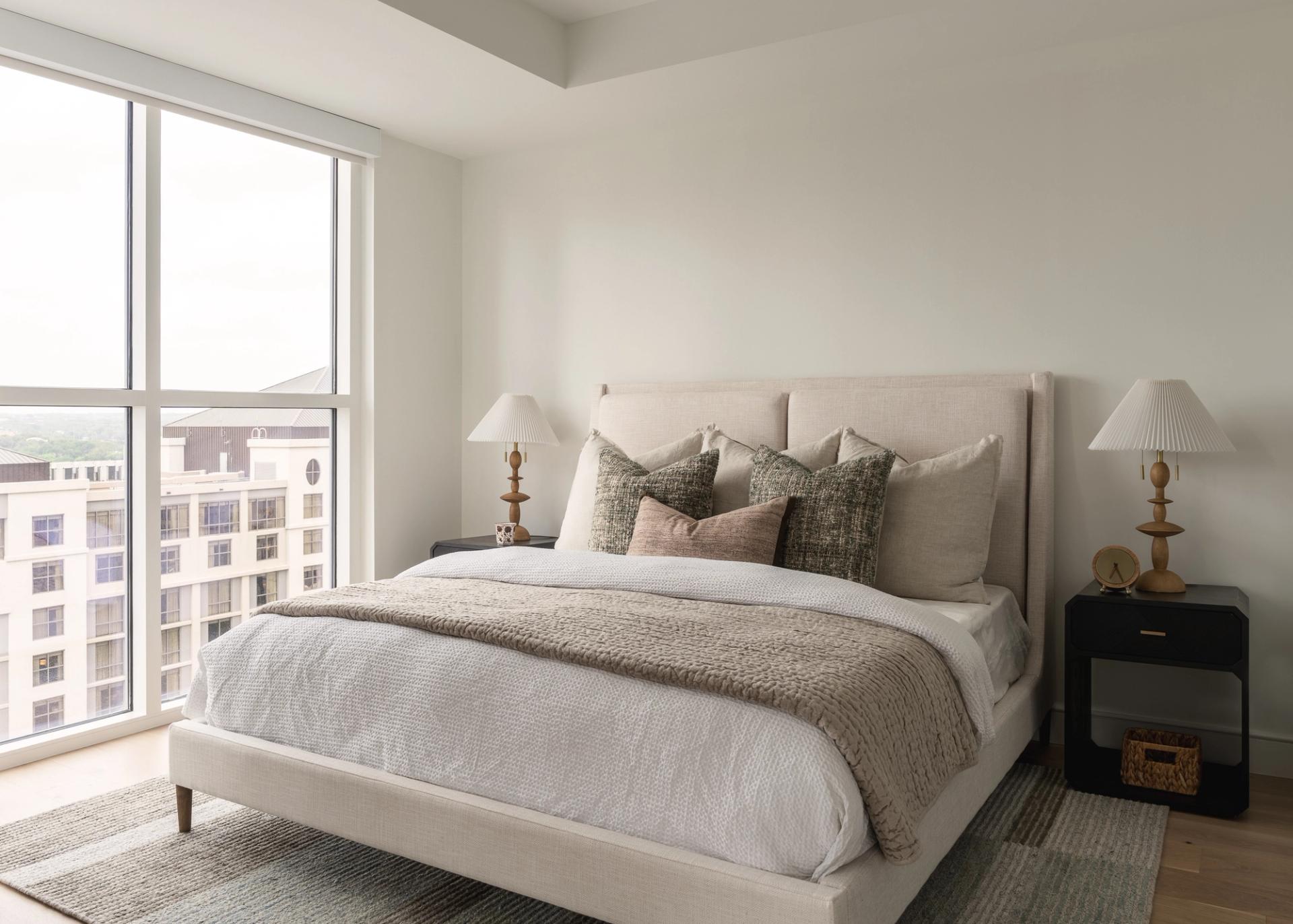 Elite-Austin-Home-Staging-Concierge-Furnishing-Texas-Four-Seasons-Image-15