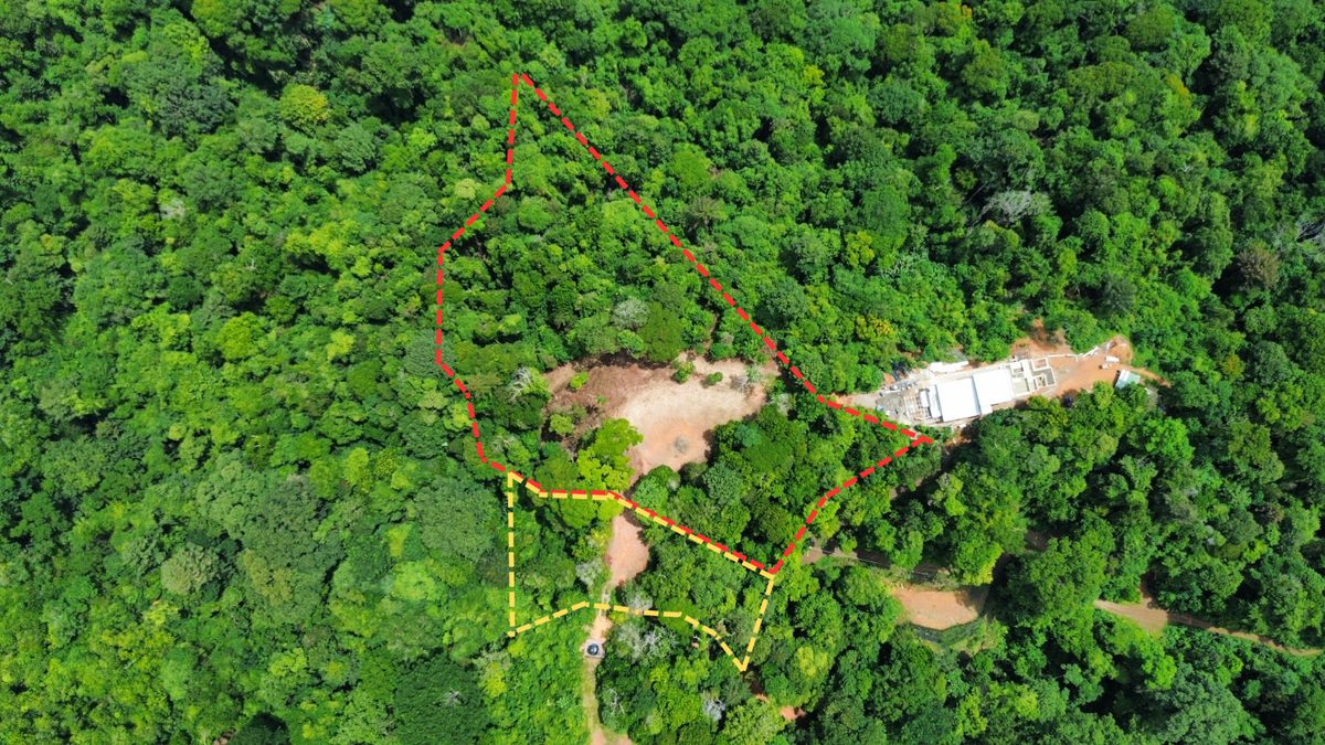  Ridge-Top Paradise in Vergel – Panoramic Ocean & Mountain Views