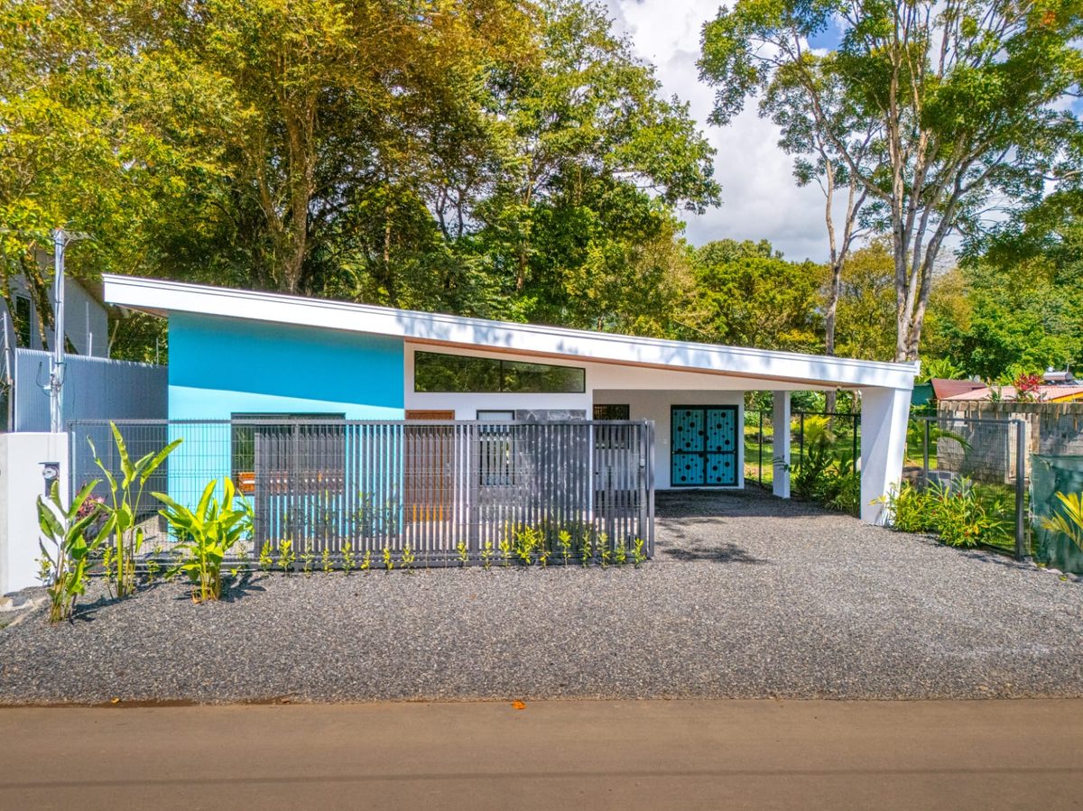 Charming Home Just Minutes from Playa Chamán, Bahía Ballena