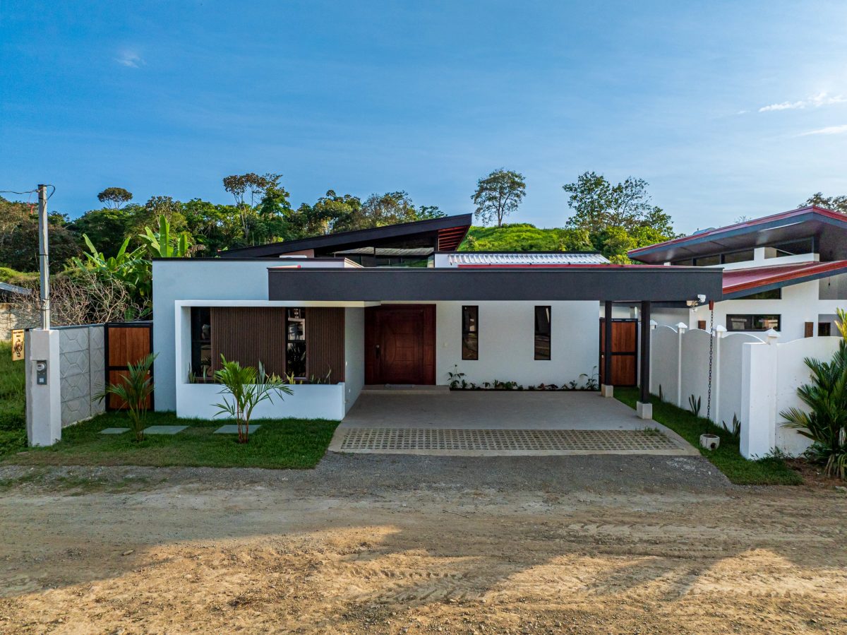 Hidden Gem Villa – Brand New & Fully Furnished 3 Bed | 3 Bath | Private Pool | Costa Rica's South Pacific