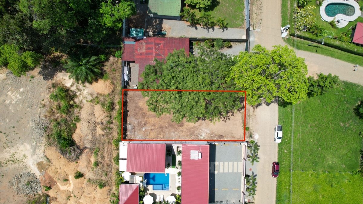 Prime Location in the Heart of Uvita | Flat, Usable Land with Endless Potential