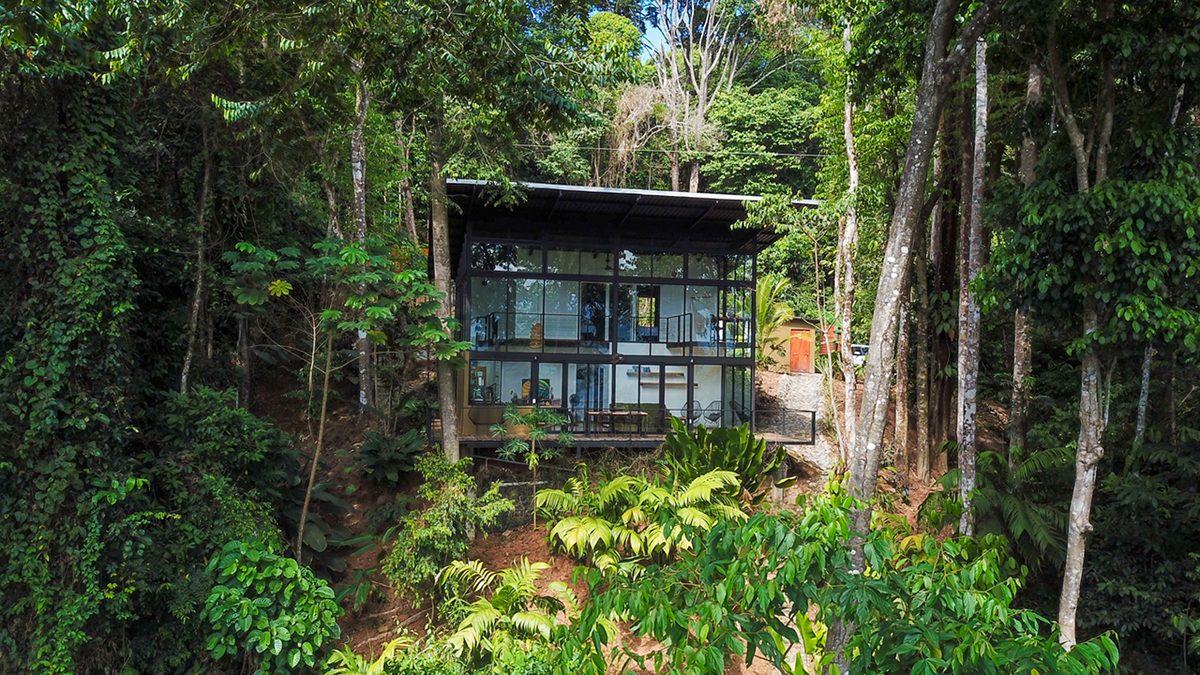 Jungle Retreat with a Forested Setting and Good Rental History in Lagunas