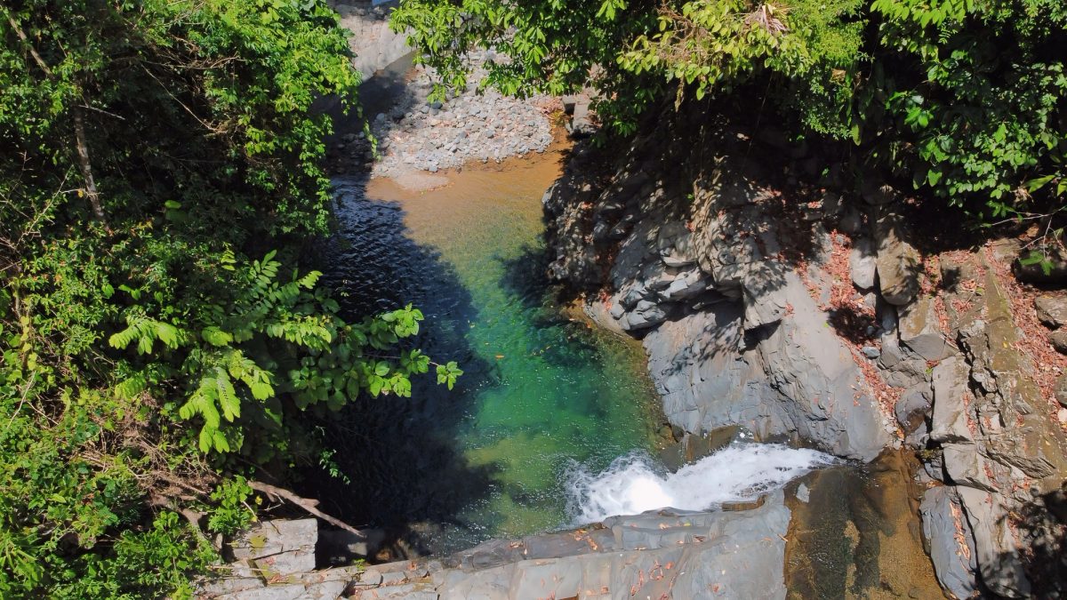 Finca Cerro del Tigre! Over 20 Acres of Primary Forest and Waterfalls.