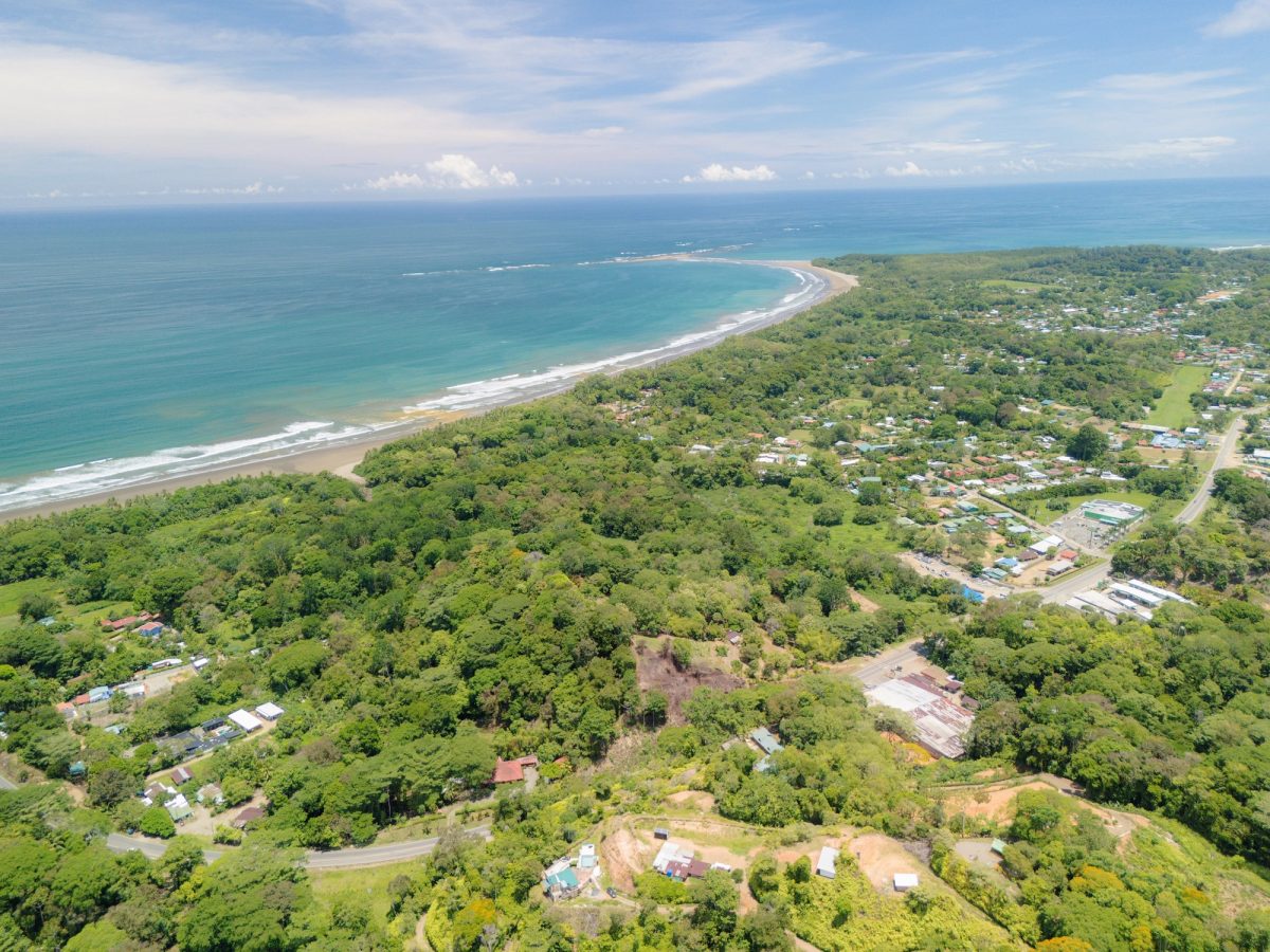 Uvita Ready-to-Build Lot Near the Beach – Commercial or Residential Potential