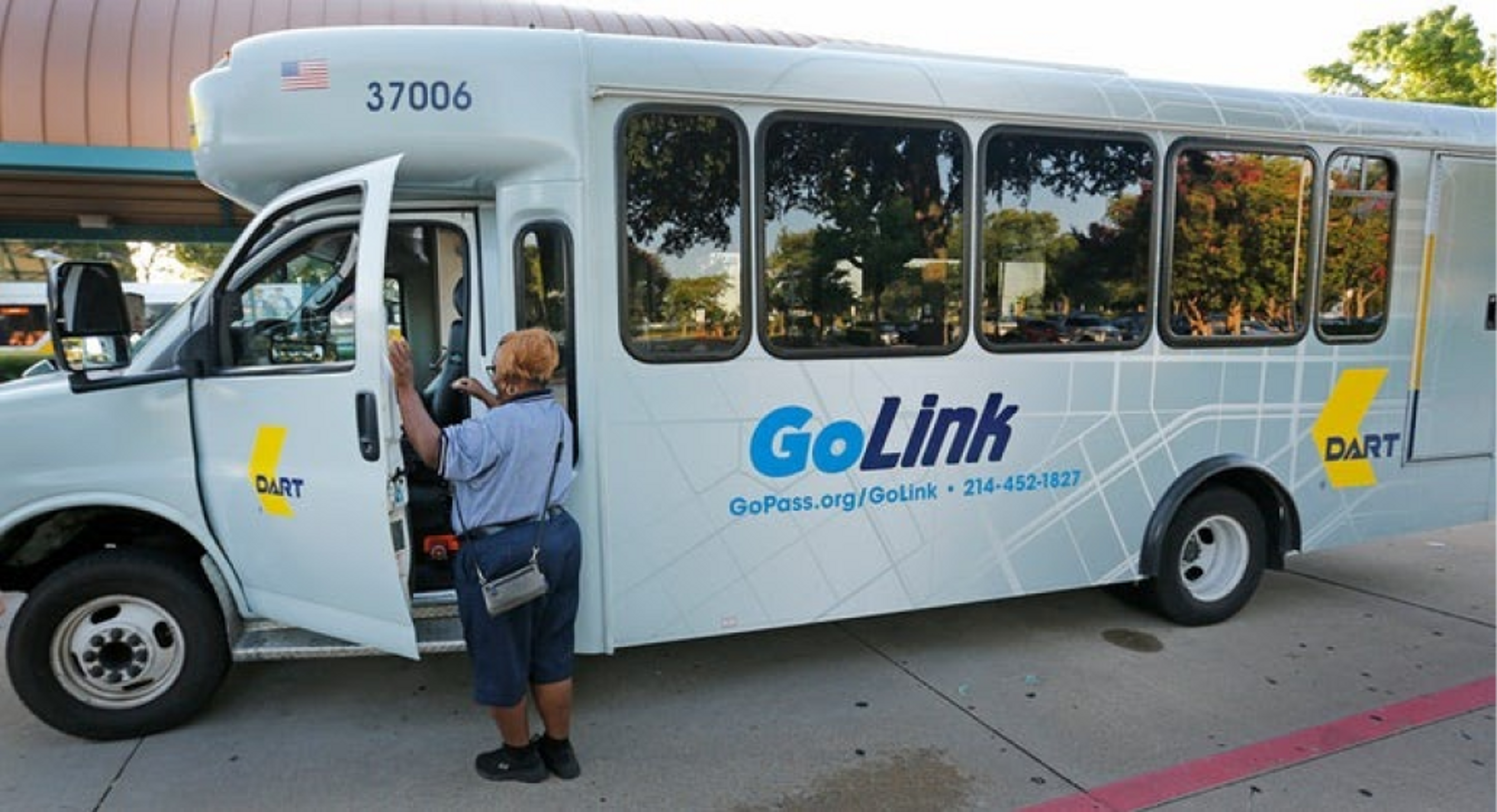 DART GoLink Bus