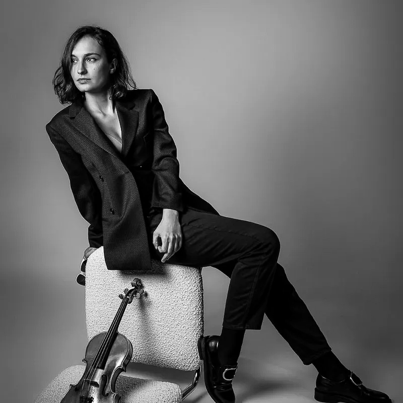 Eva Zavaro