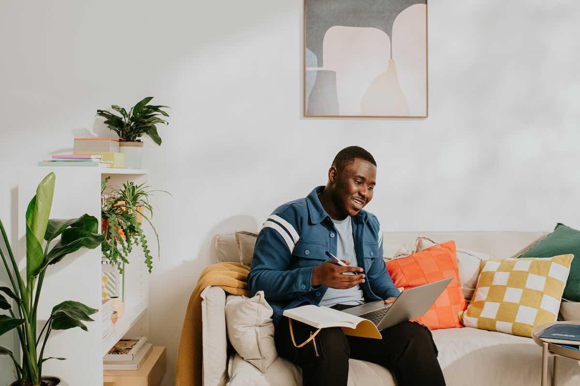 How To Become a Software Engineer Without a Degree in 2023