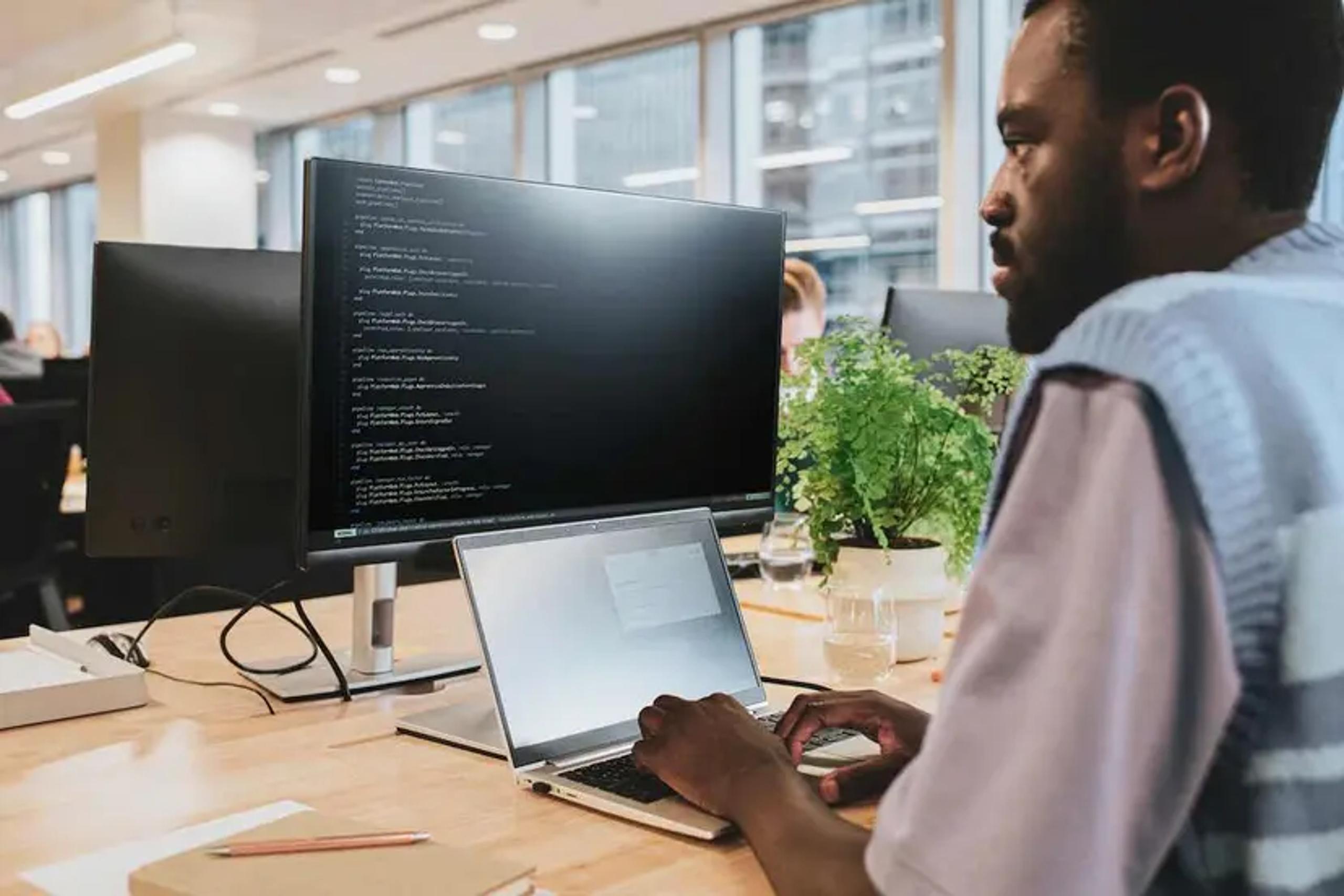Java vs JavaScript: What’s the Difference? — Multiverse