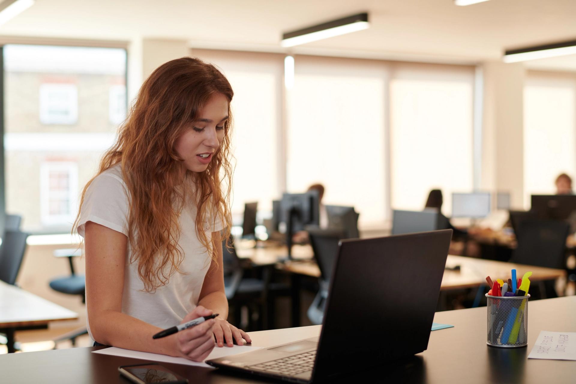 Jaguar Land Rover joins forces with Multiverse to deliver data skills ...