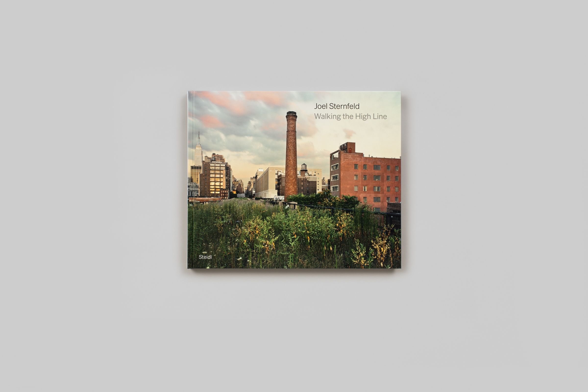 Walking the High Line New Revised Edition | Joel Sternfeld