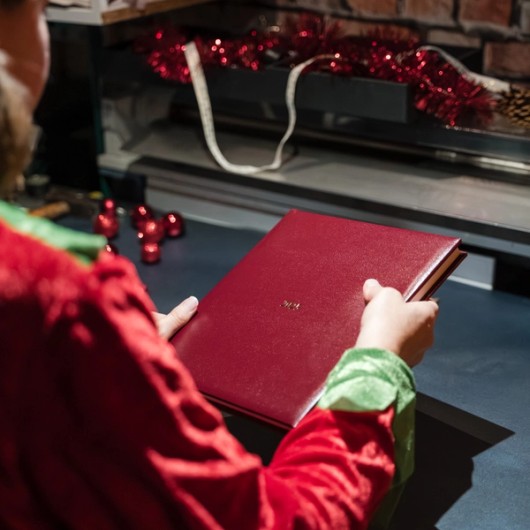 25×25 Premium Hardcover-Fotobuch mit Prägung