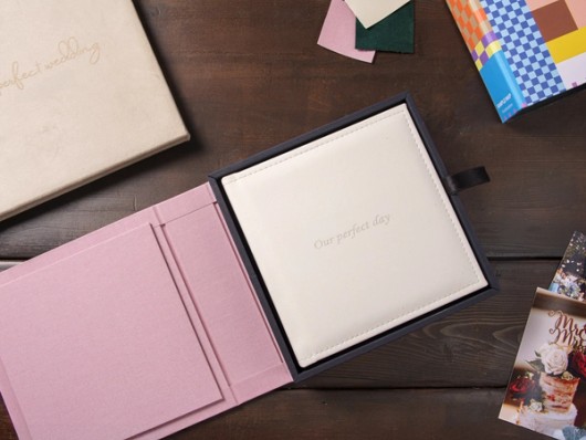 Maßgefertigte Aufbewahrungsbox mit Fotobüchern