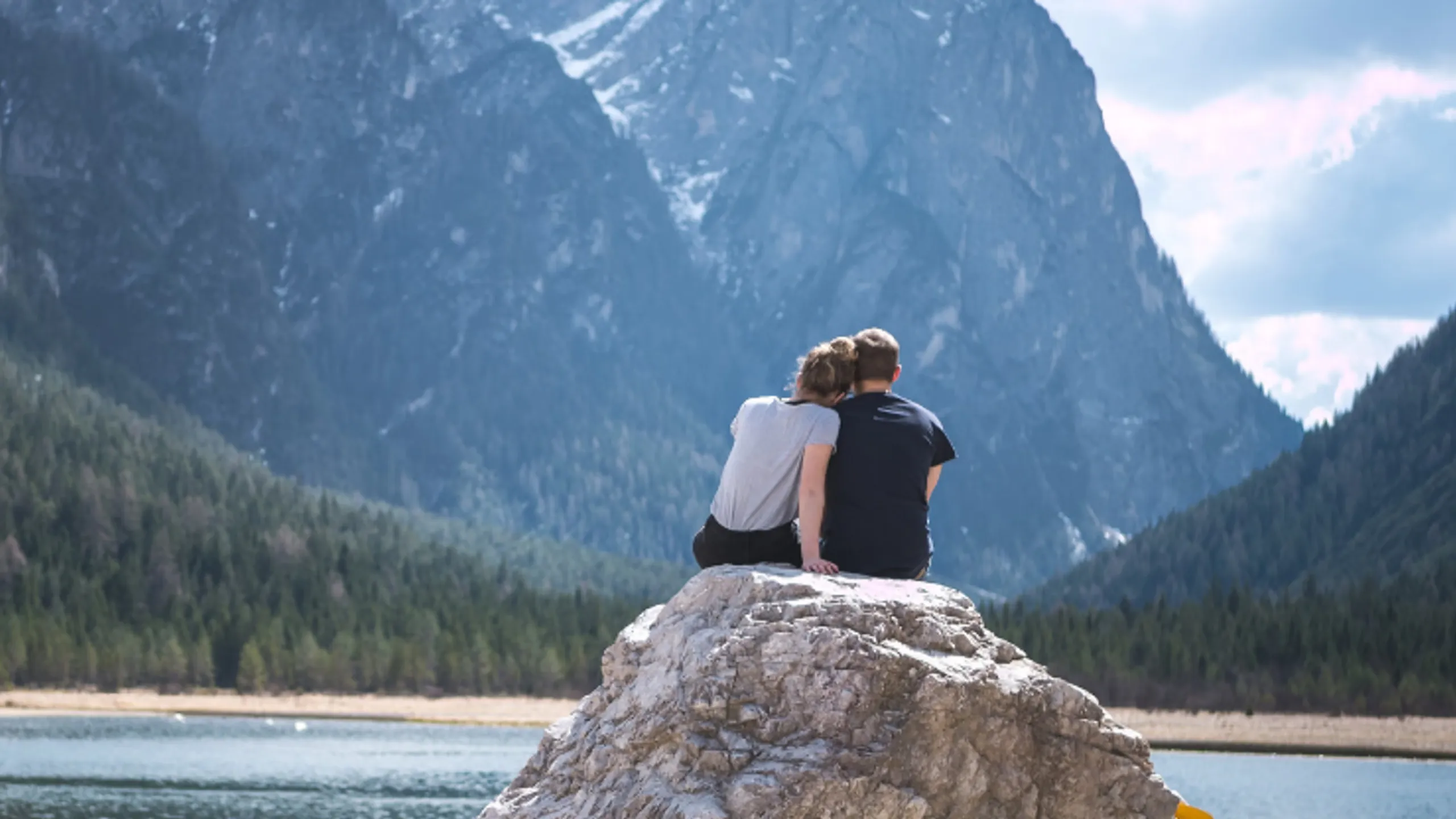 photo de vacances sur un rocher