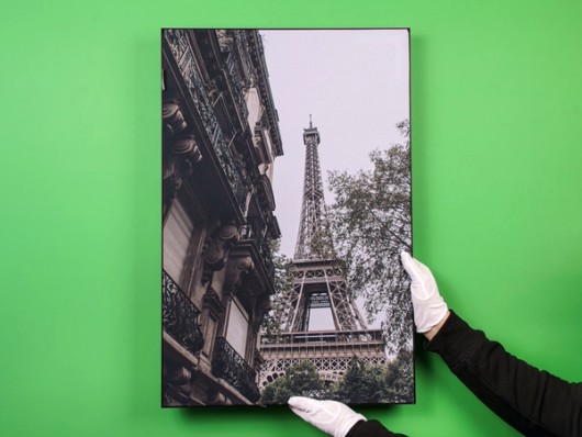 Acoustic Wall Art auf grünem Hintergrund