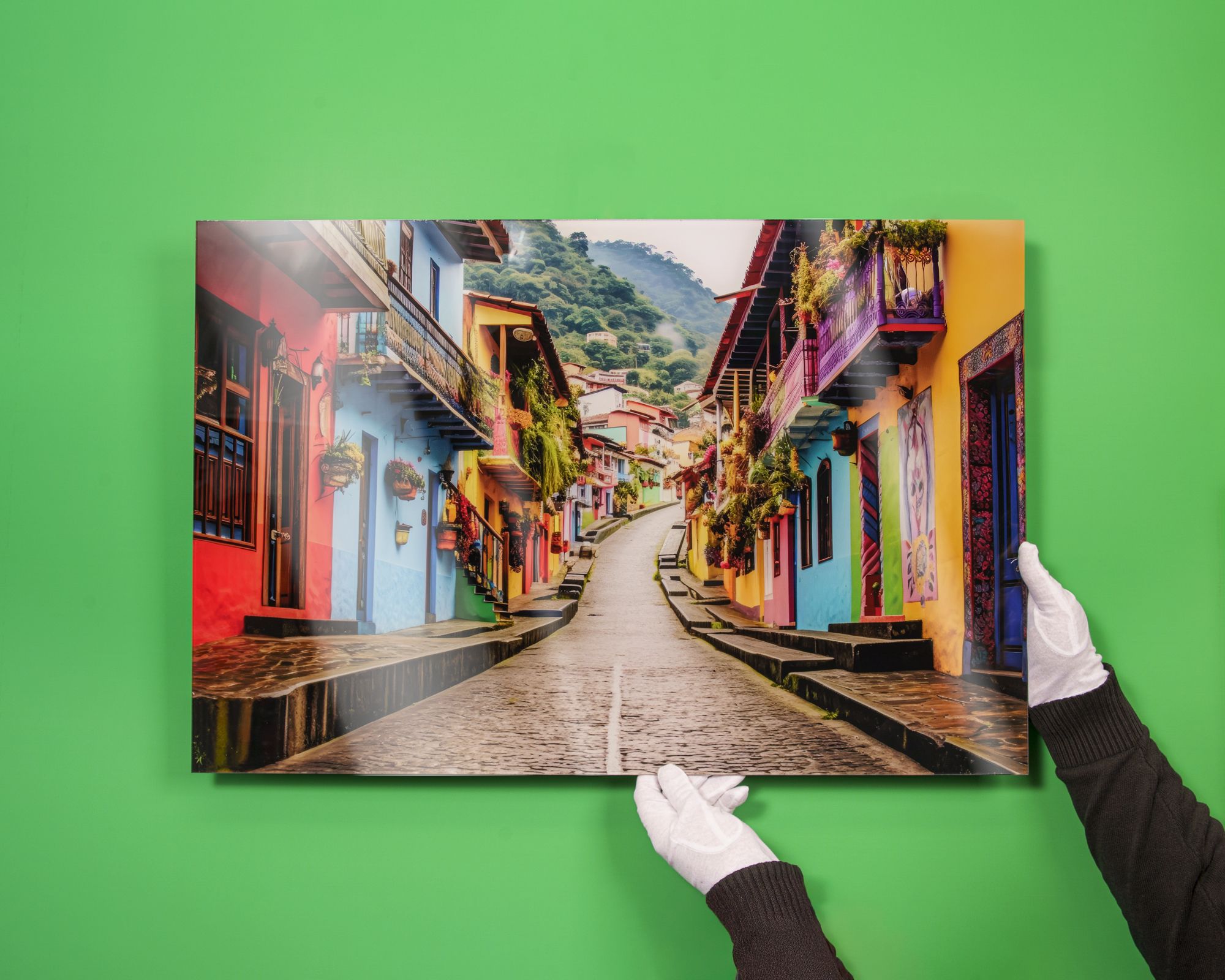 Direktdruck hinter Acrylglas an einer grünen Wand