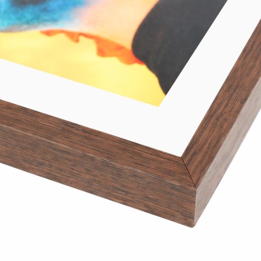 Dunkelbrauner Rahmen mit weißem Passepartout