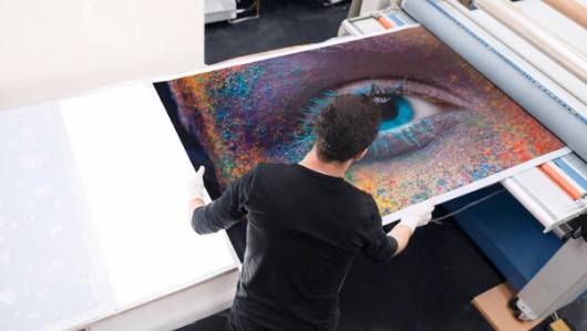 Creativiteit verdient aandacht wanddecoratie aan de muur