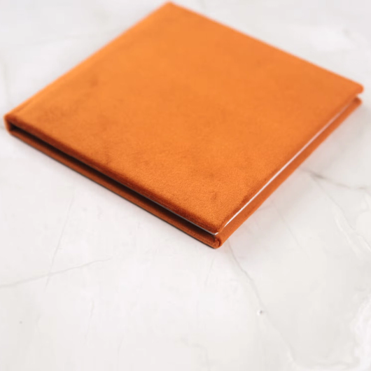 Mini-Fotobuch Velvet 20×20 cm