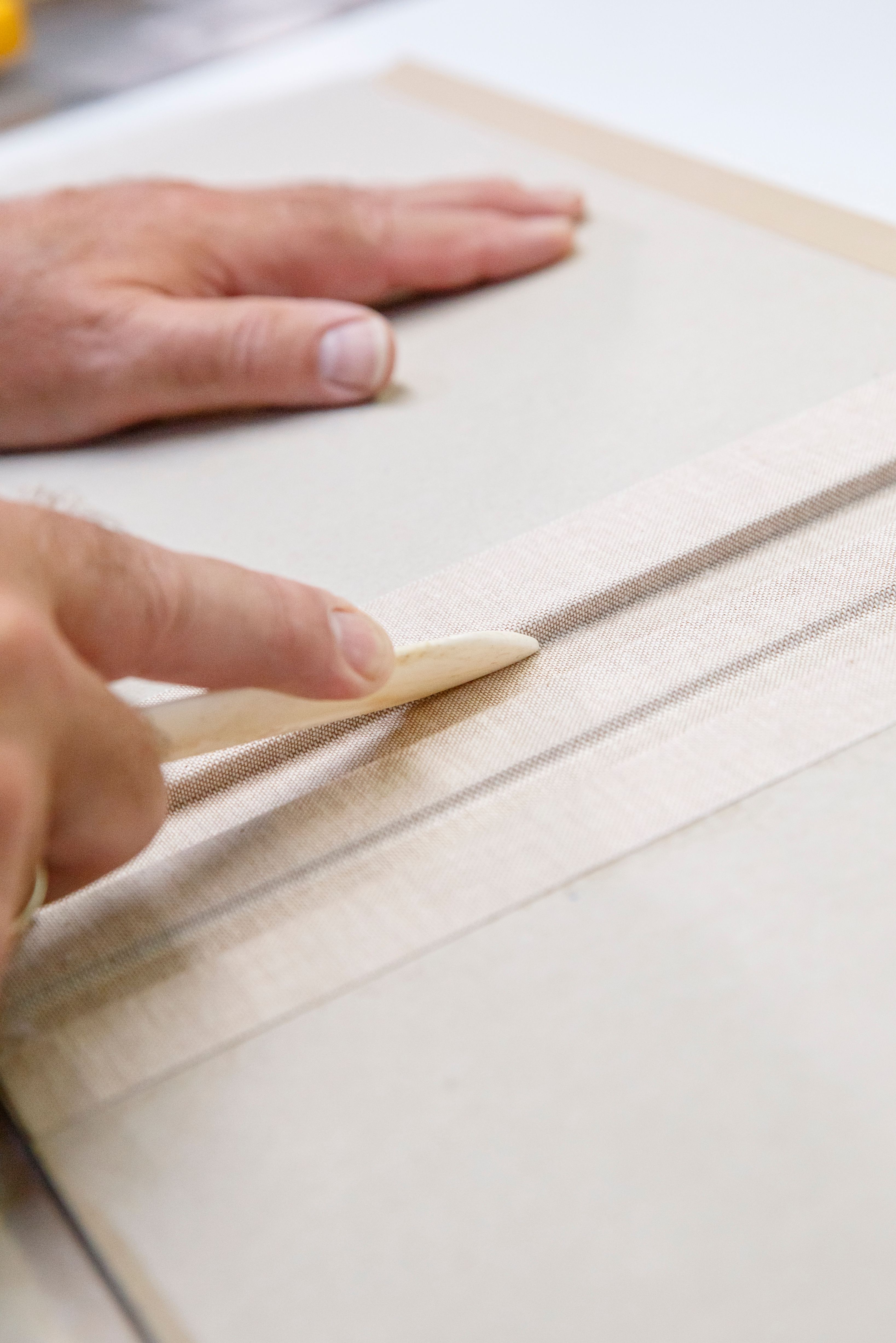 Premium Hardcover mit verstärktem Einband