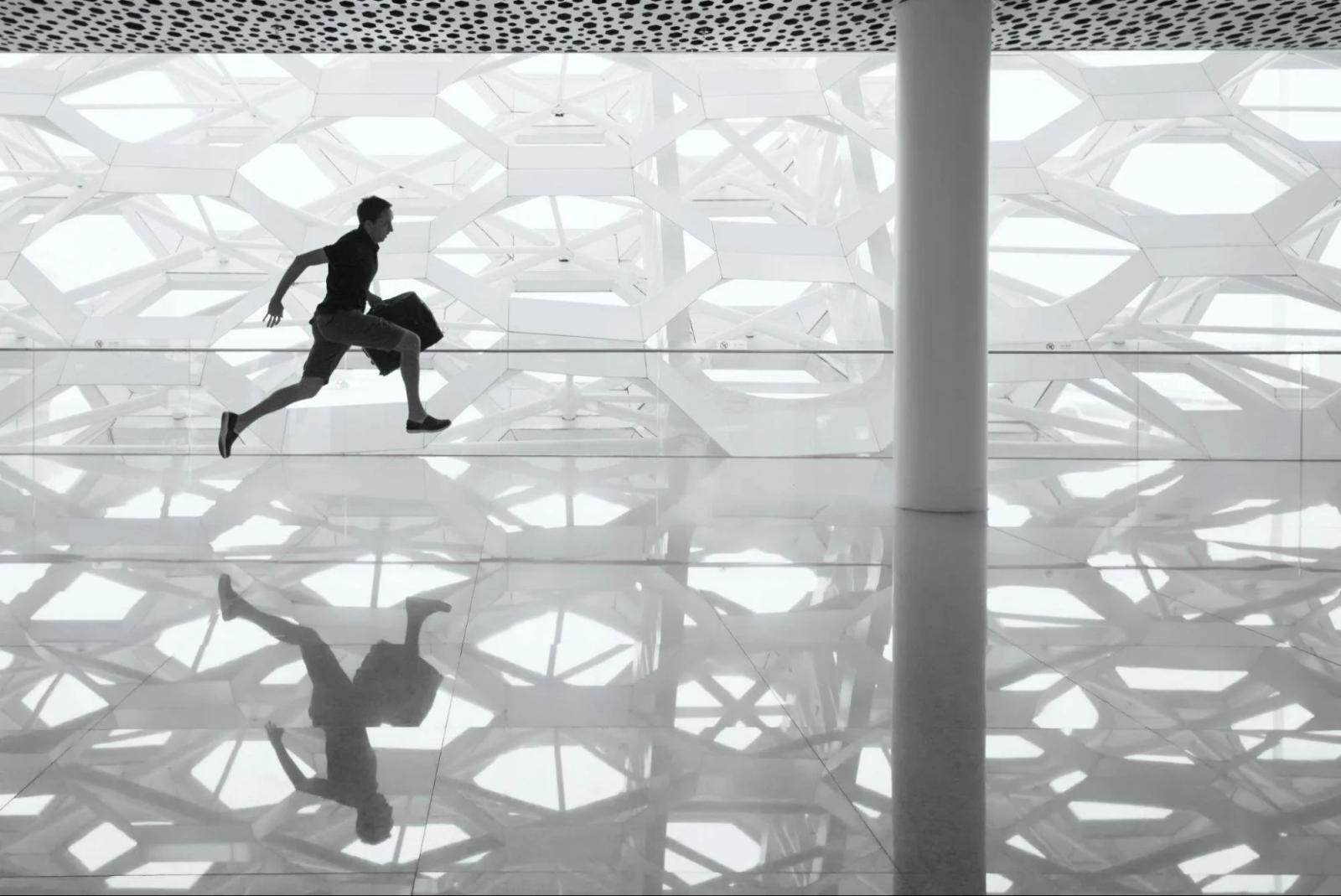 run like a swiss watch