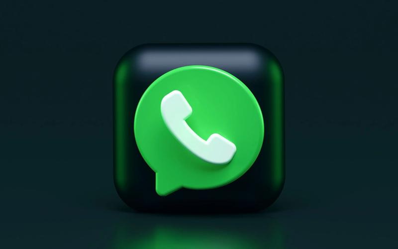 Whatsapp meets Self-storage
