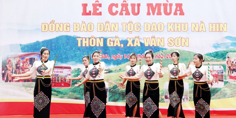 Độc đáo nghi lễ cầu mưa của đồng bào Dao vùng Kinh Bắc