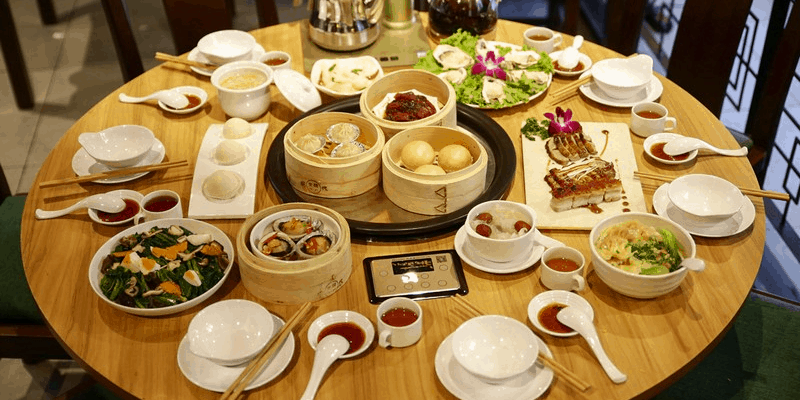 3 quy tắc bàn tiệc của người Trung Quốc giới doanh nhân cần nắm vững