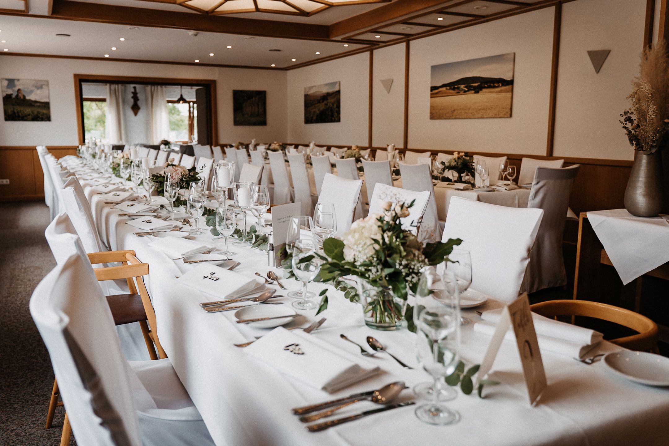 Exklusive Hochzeitsfotografie und Videografie im Hotel Bastenhaus in Dannenfels – Studio Photogram