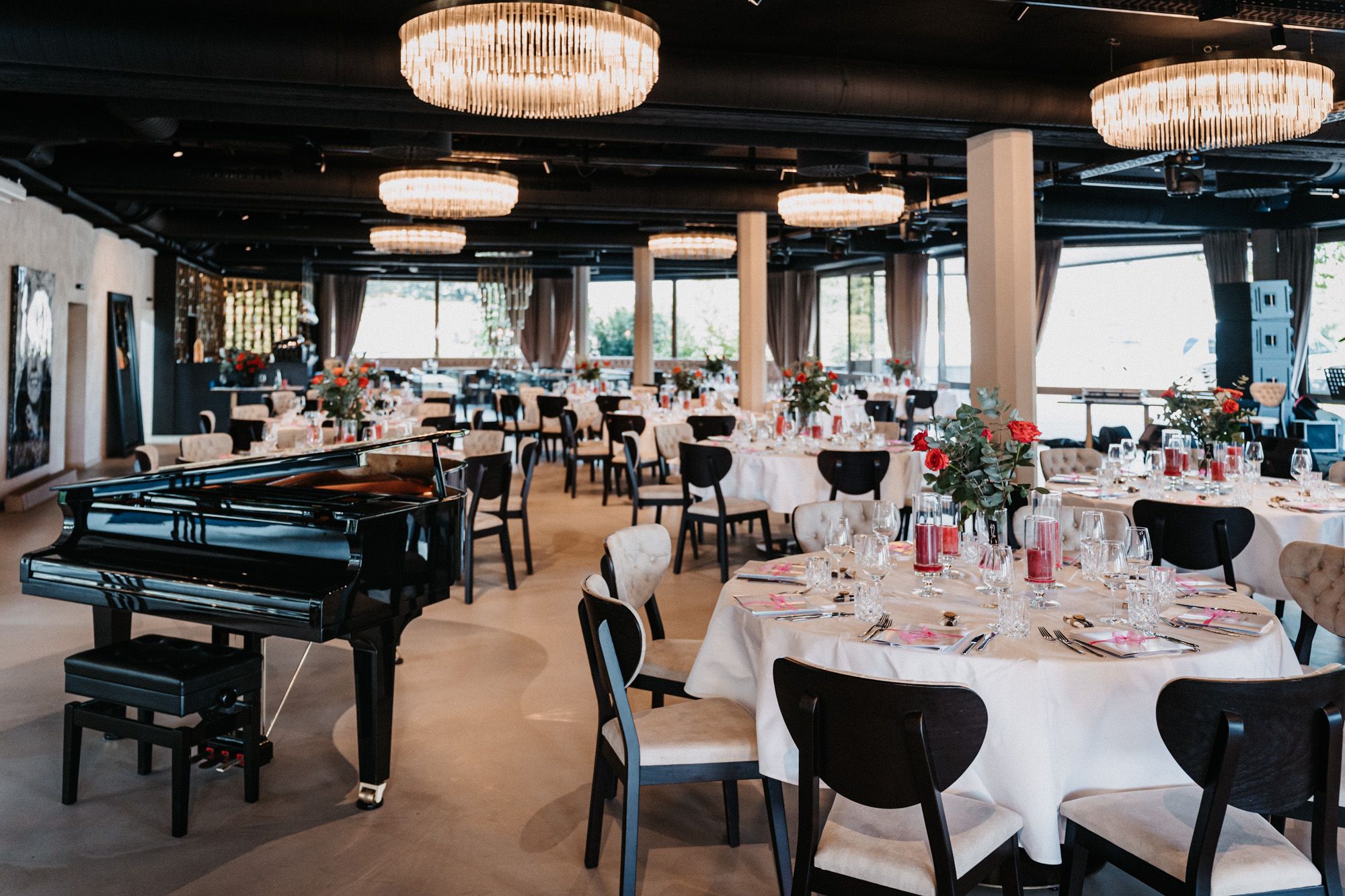 Exklusive Hochzeitsfotografie und Videografie in der MaDamm Lounge in Mülheim an der Ruhr – Studio Photogram