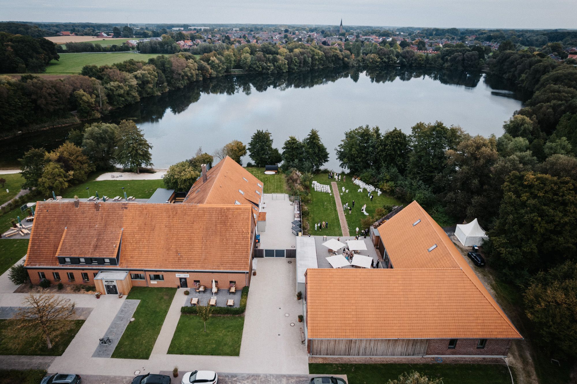 Exklusive Hochzeitsfotografie und Videografie in der Seescheune Dülmen – Studio Photogram