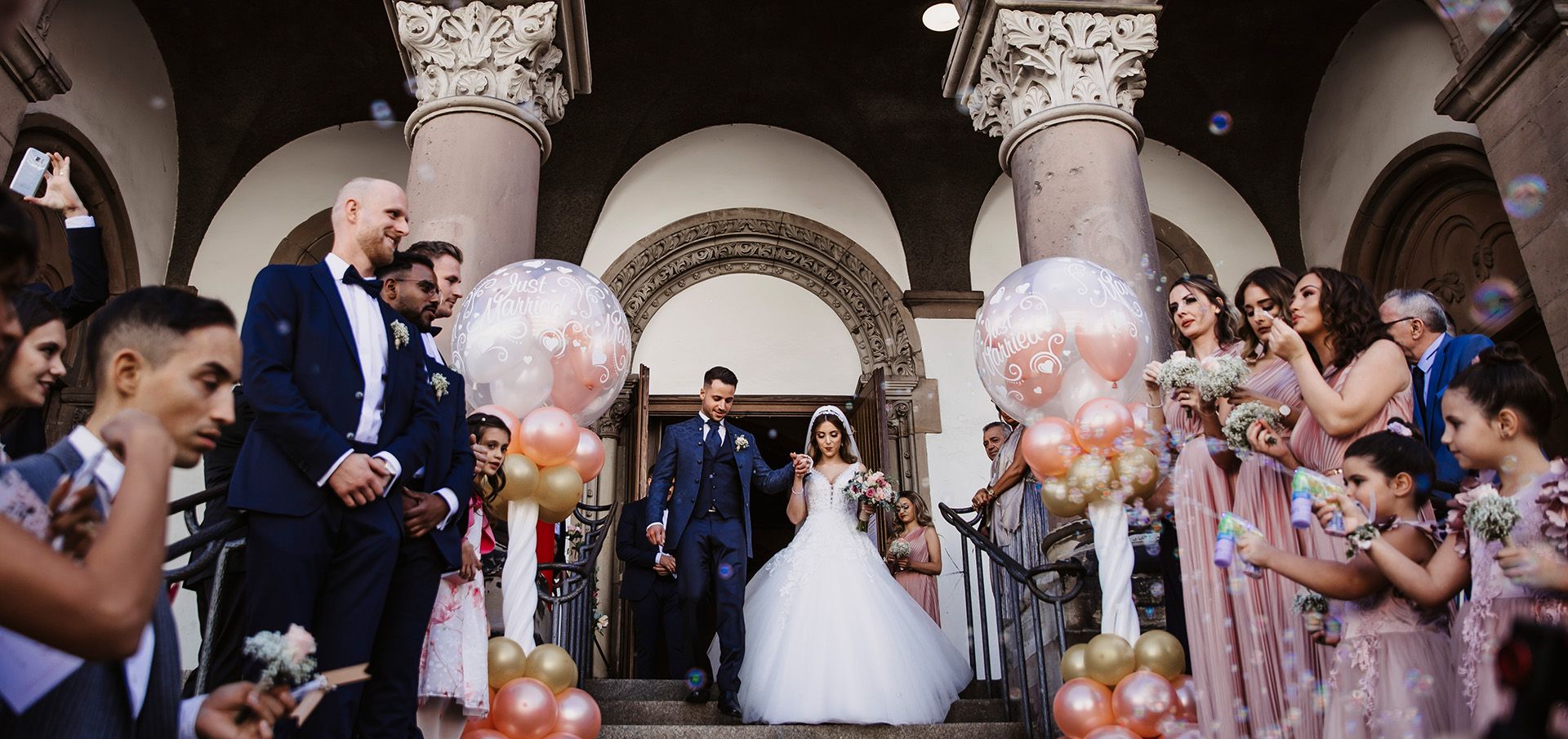 Hochzeitsfotograf und Hochzeitsvideograf