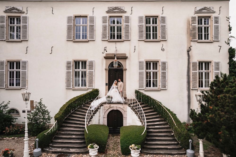 Exklusive Hochzeitsfotografie und Videografie im Schützenhof in Duisburg – Studio Photogram