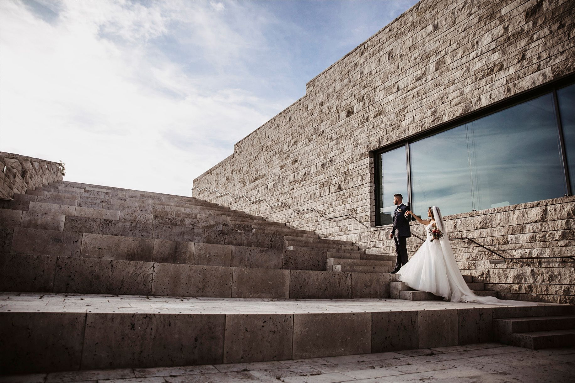 Spanish-Italian Wedding at Südflügel-Kulturbahnof Kassel