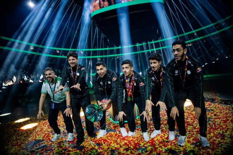 Team Falcons win the RLCS 2025 Raleigh Major