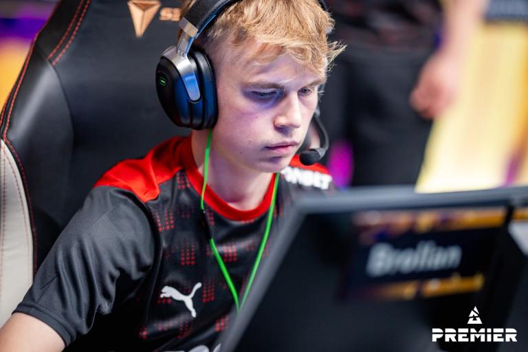 CS analyst and commentator Pimp tells his story in the new documentary series Away From Keyboard 