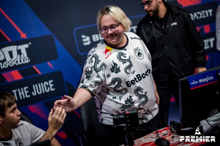 CS analyst and commentator Pimp tells his story in the new documentary series Away From Keyboard 