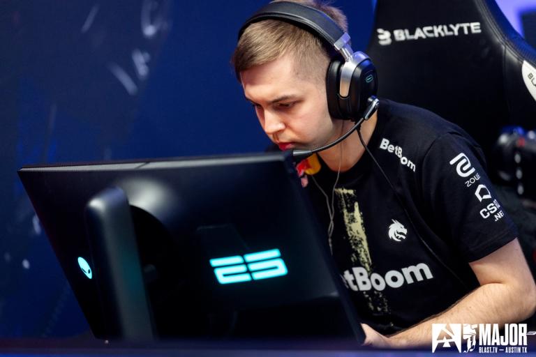 CS analyst and commentator Pimp tells his story in the new documentary series Away From Keyboard 