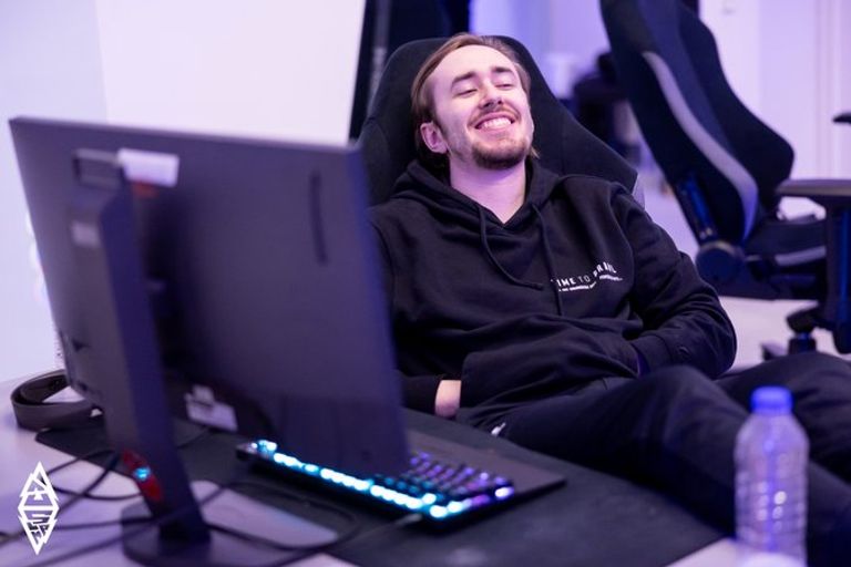 CS analyst and commentator Pimp tells his story in the new documentary series Away From Keyboard 